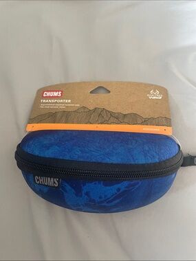 Chums transporter sunglasses case